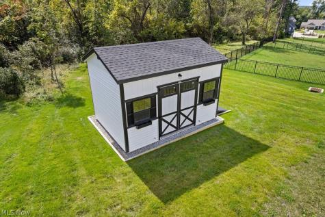 2818 Weeping Pine Drive Medina OH 44256