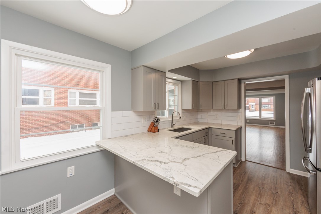 2539 Warrensville Center Road University Heights OH 44118