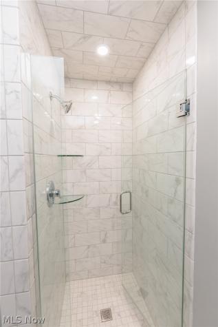 2539 Warrensville Center Road University Heights OH 44118
