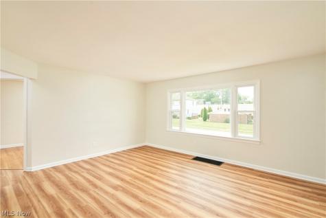 2497 21st Street Cuyahoga Falls OH 44223