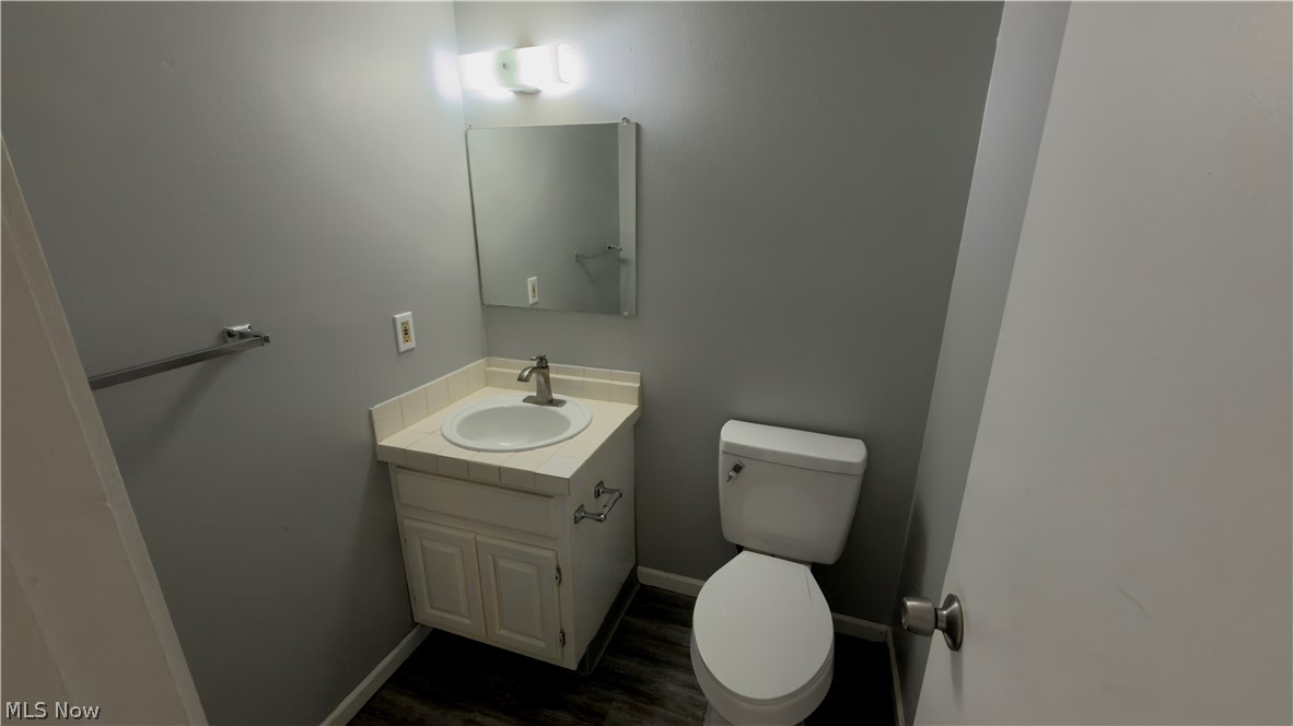 229 Brunswick Drive Elyria OH 44035