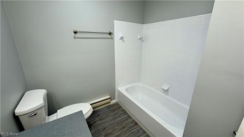 229 Brunswick Drive Elyria OH 44035