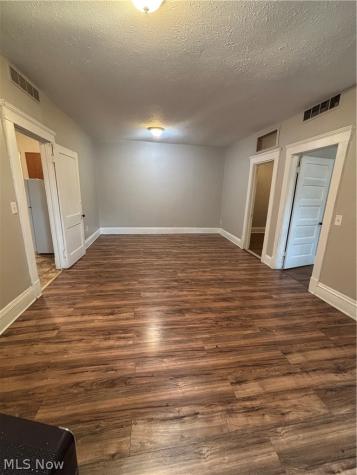 1066 E 62nd Cleveland OH 44103