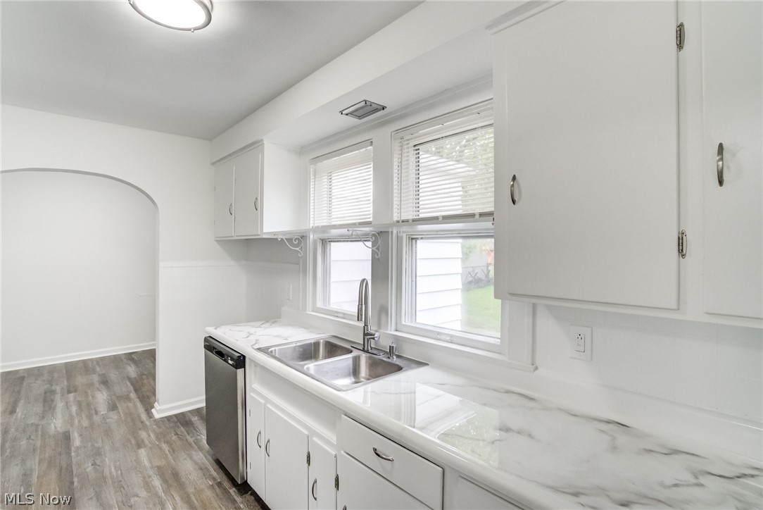 1739 Longwood Drive Mayfield Heights OH 44124