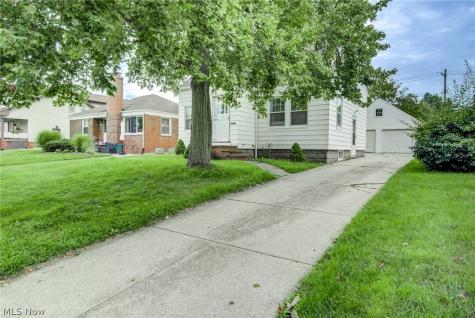 1739 Longwood Drive Mayfield Heights OH 44124