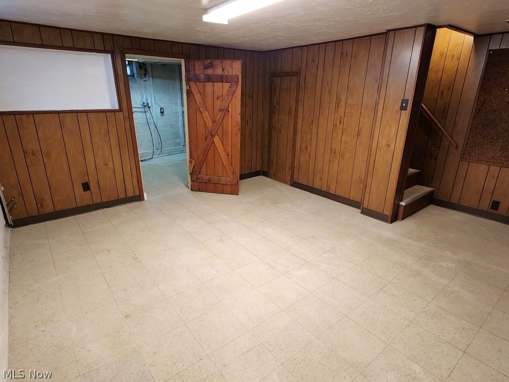 1554 E 256th Street Euclid OH 44132