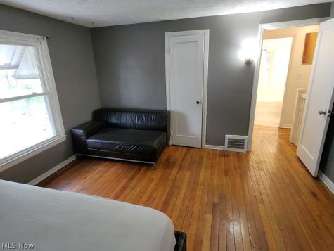 1554 E 256th Street Euclid OH 44132