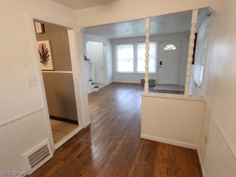 1554 E 256th Street Euclid OH 44132