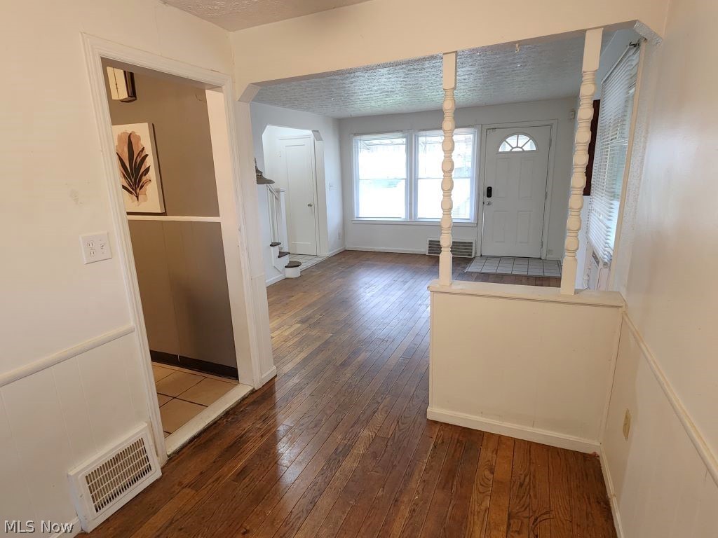 1554 E 256th Street Euclid OH 44132