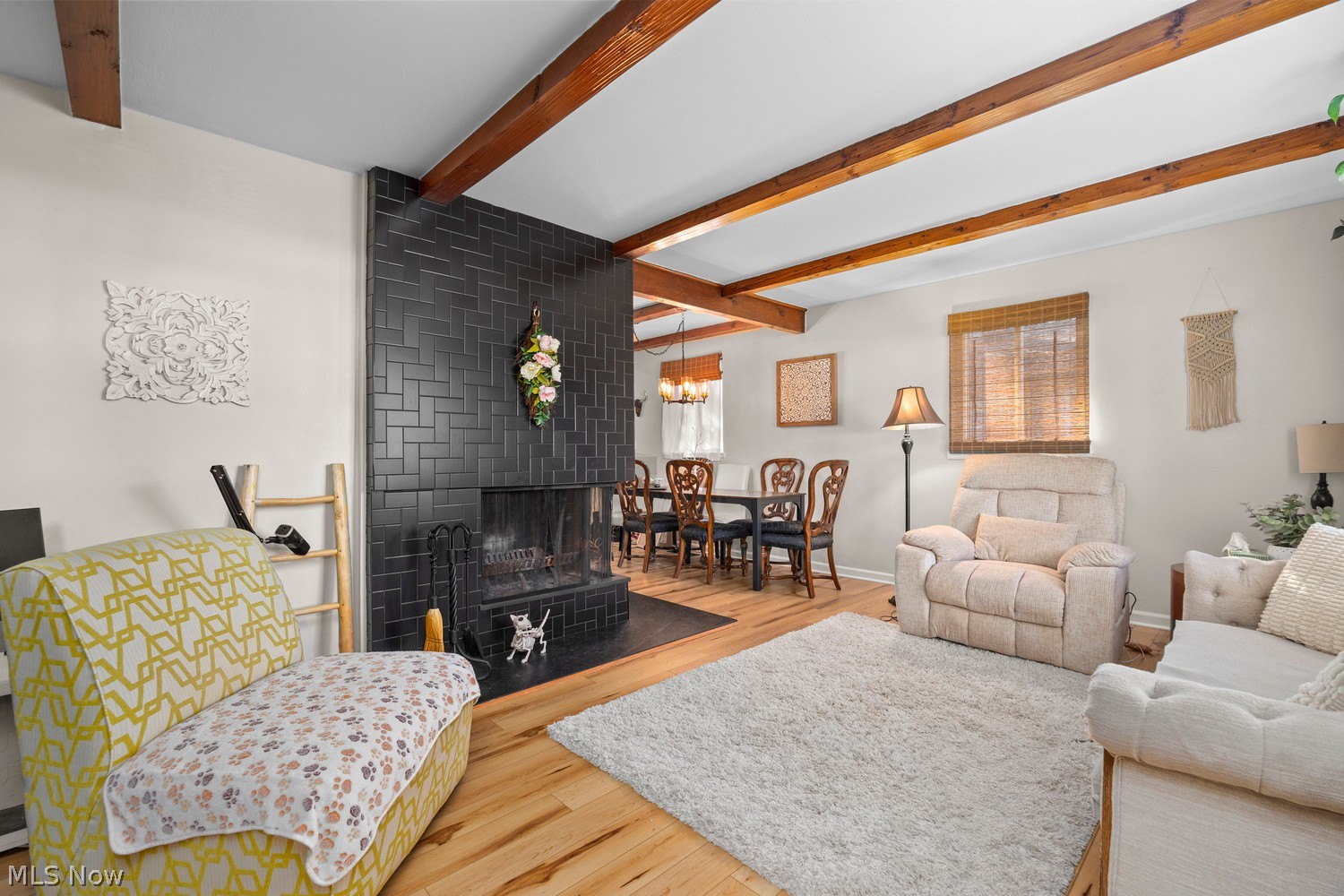 24011 Knickerbocker Road Bay Village OH 44140