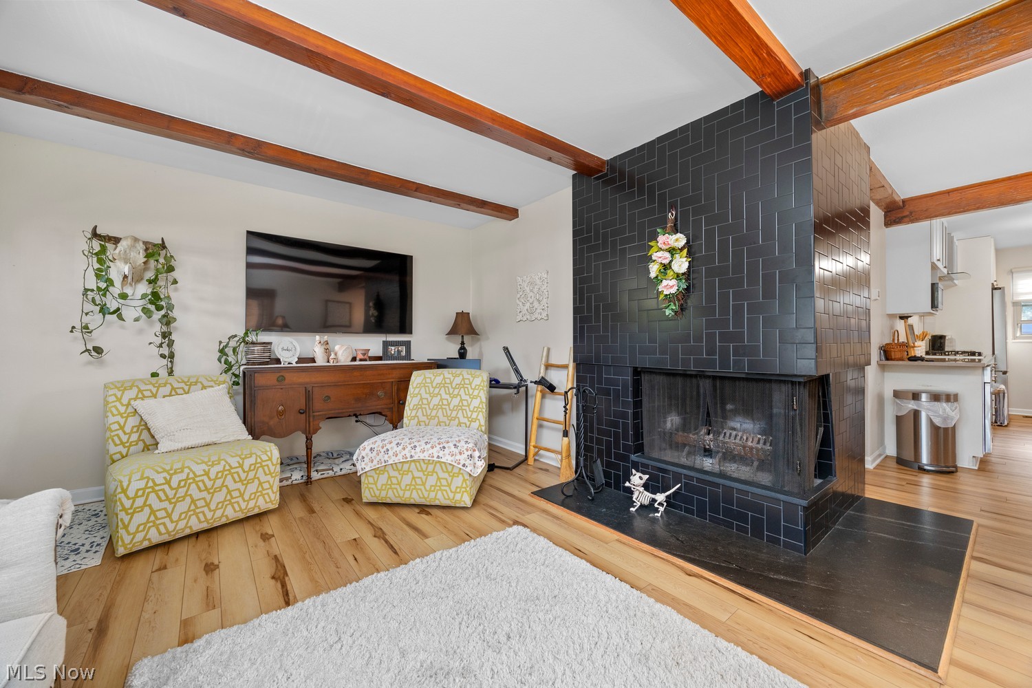 24011 Knickerbocker Road Bay Village OH 44140