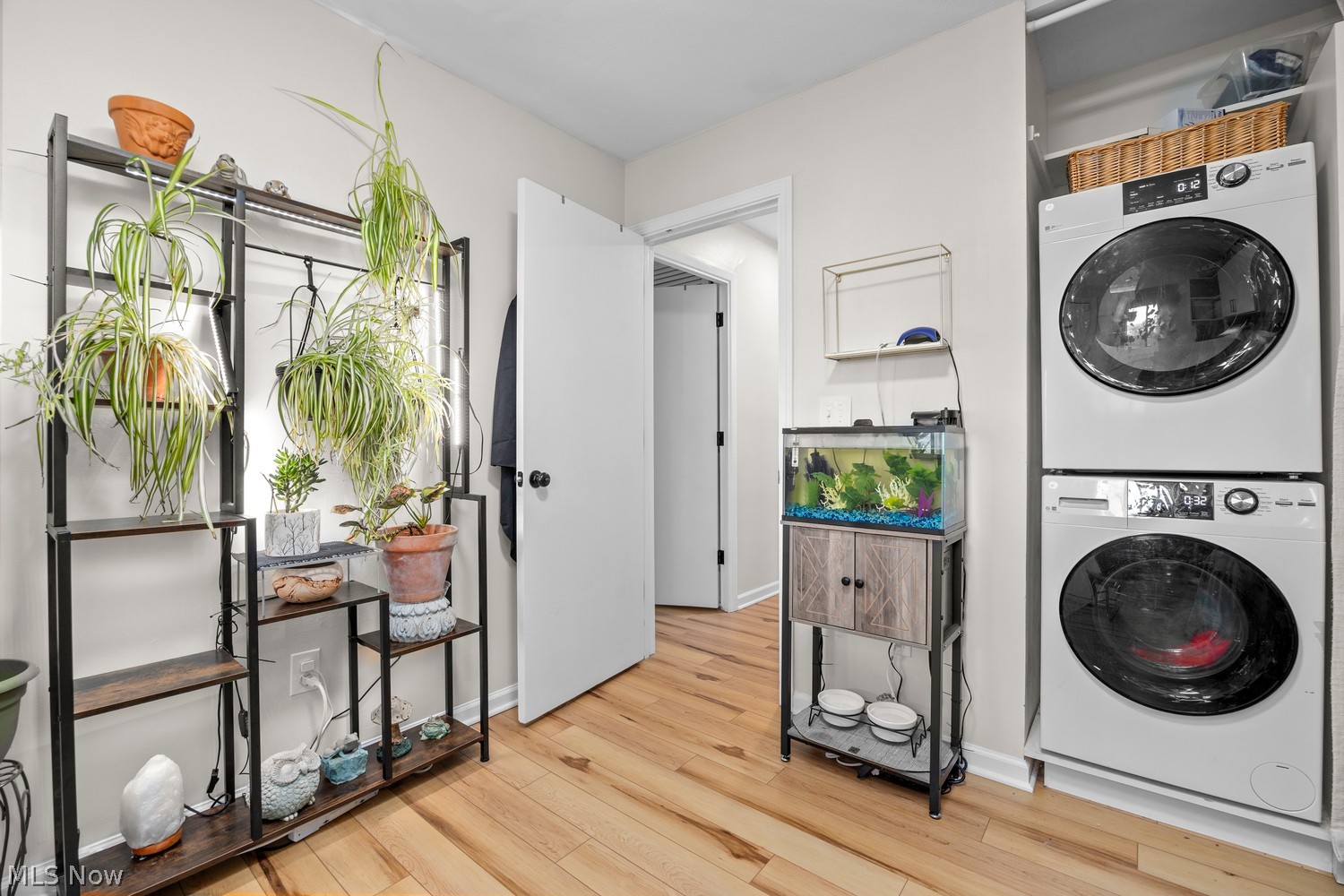 24011 Knickerbocker Road Bay Village OH 44140