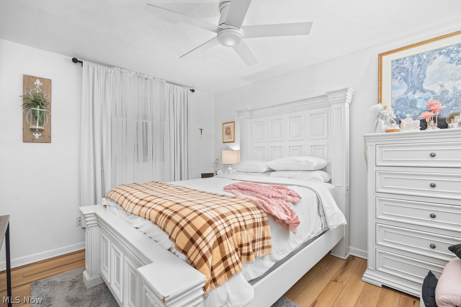 24011 Knickerbocker Road Bay Village OH 44140
