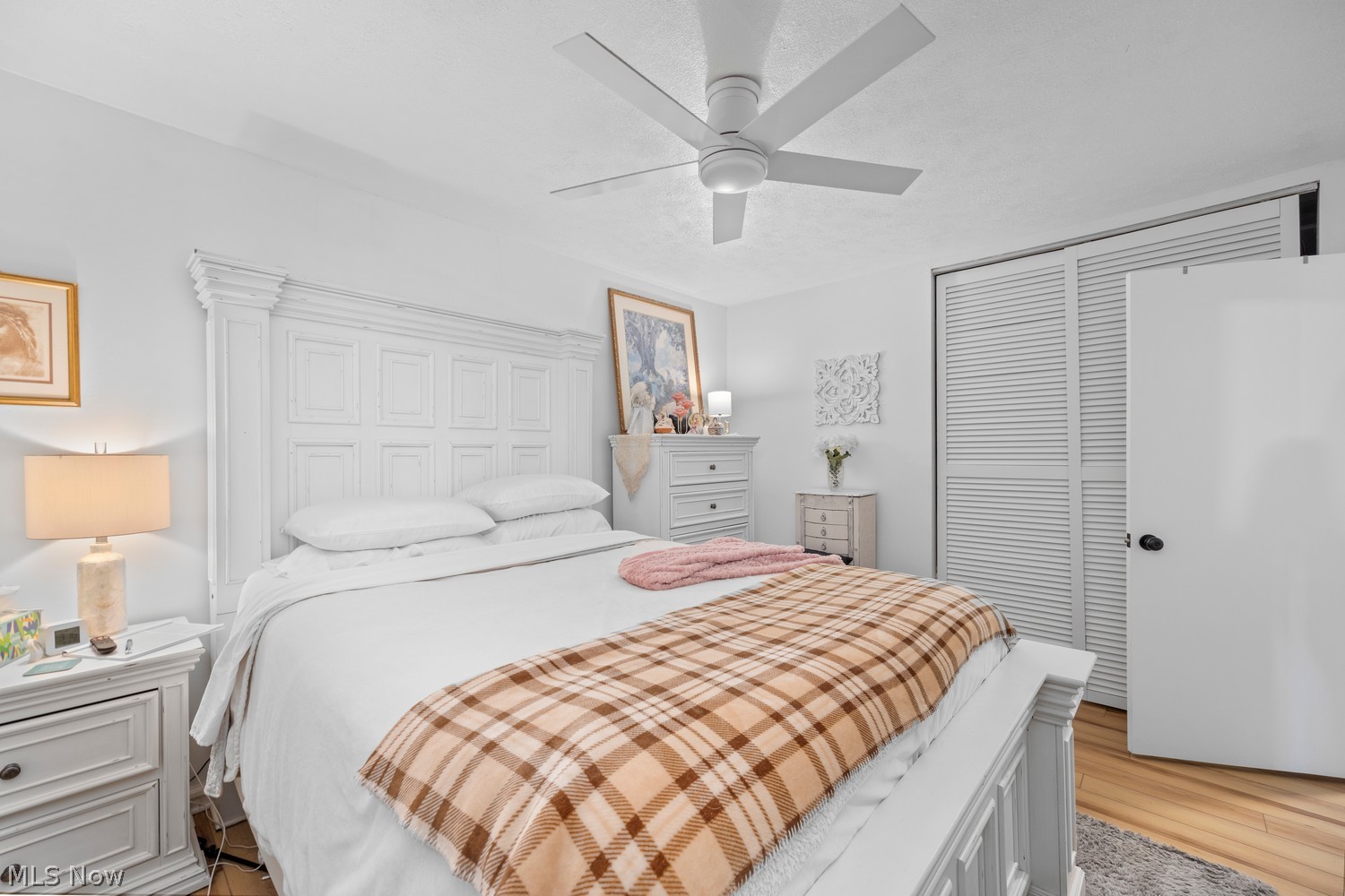 24011 Knickerbocker Road Bay Village OH 44140