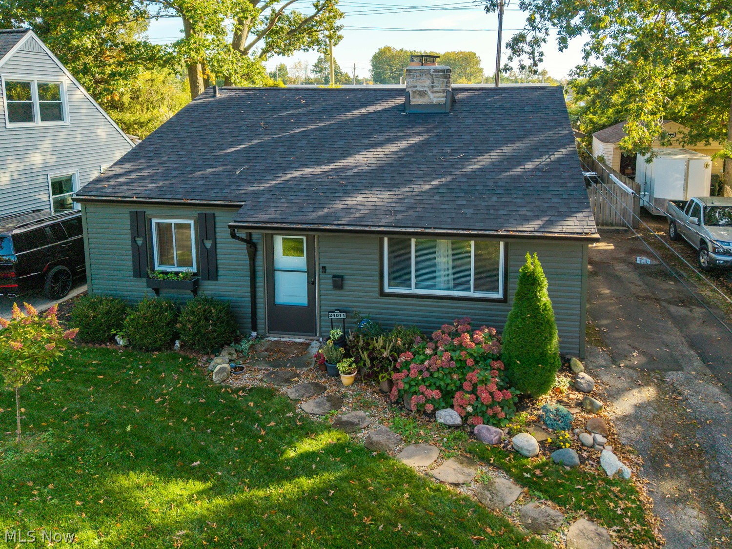 24011 Knickerbocker Road Bay Village OH 44140