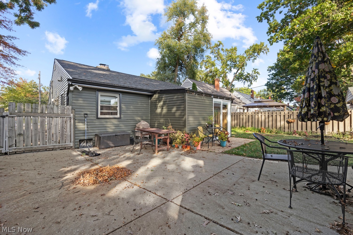 24011 Knickerbocker Road Bay Village OH 44140