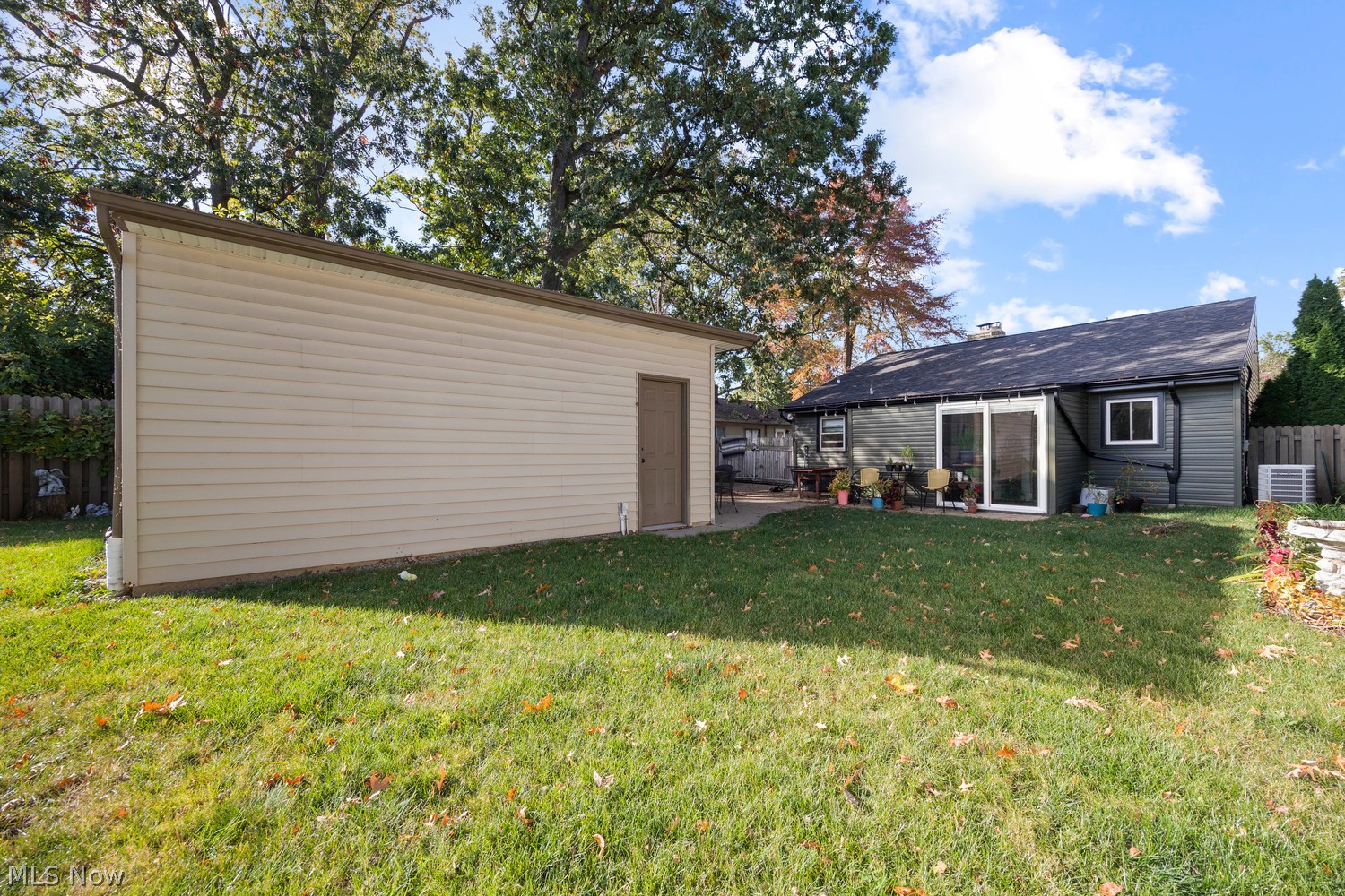 24011 Knickerbocker Road Bay Village OH 44140