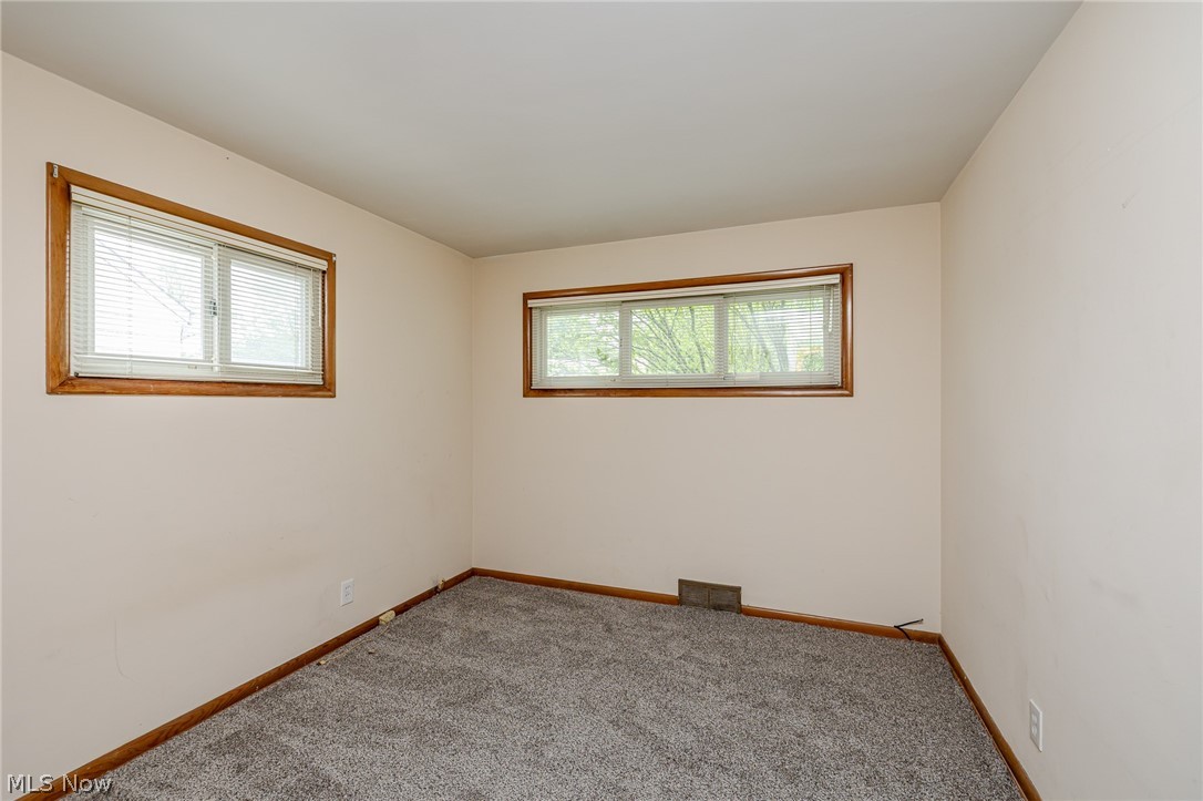 5670 Cherokee Drive Lyndhurst OH 44124