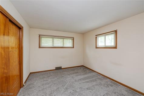 5670 Cherokee Drive Lyndhurst OH 44124