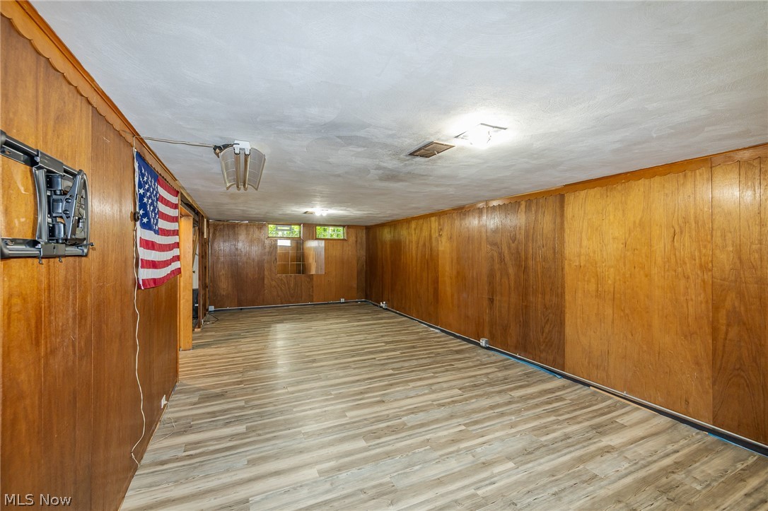 5670 Cherokee Drive Lyndhurst OH 44124
