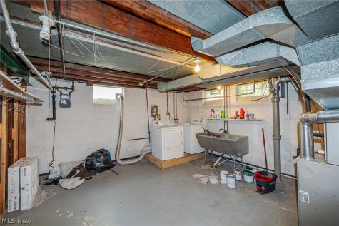 5670 Cherokee Drive Lyndhurst OH 44124