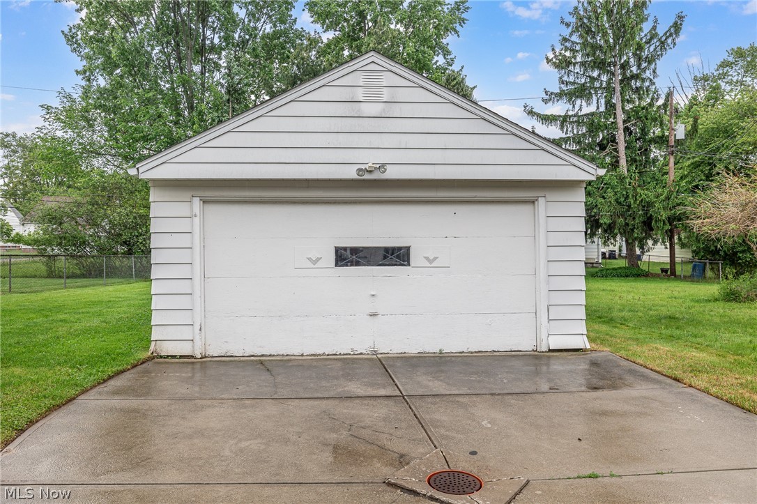 5670 Cherokee Drive Lyndhurst OH 44124