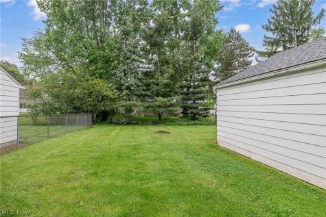 5670 Cherokee Drive Lyndhurst OH 44124