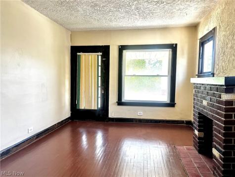 3294 E 105th Street Cleveland OH 44104