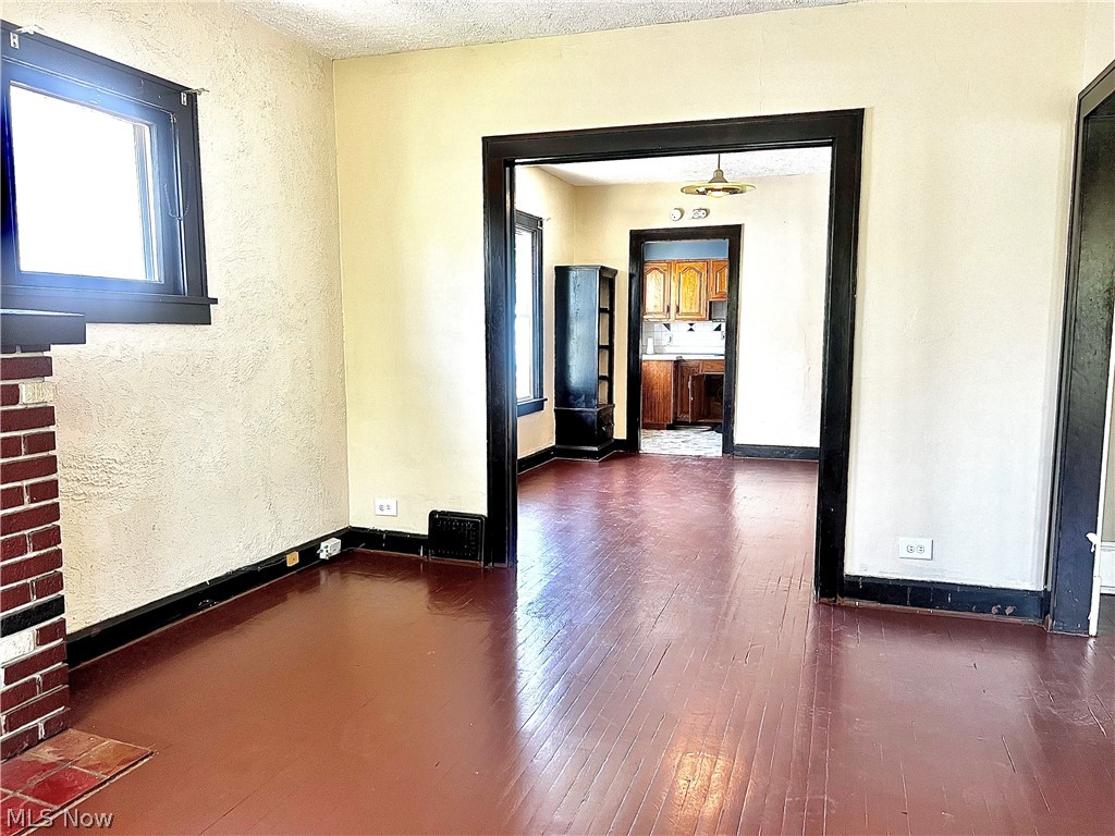 3294 E 105th Street Cleveland OH 44104