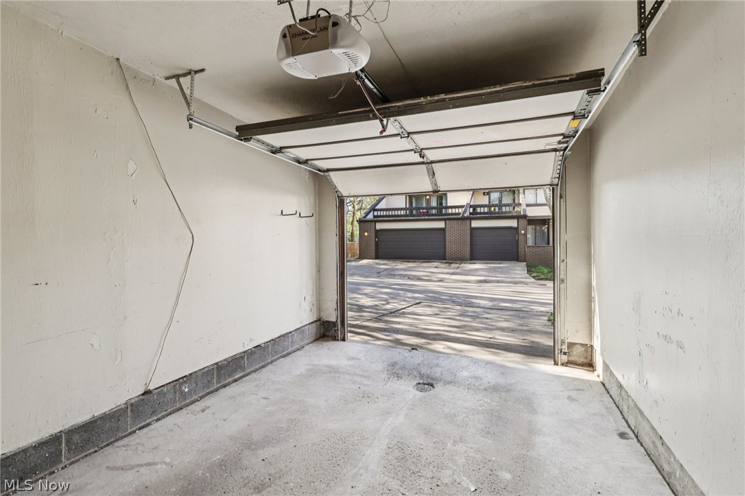 4473 Habersham Lane Richmond Heights OH 44143