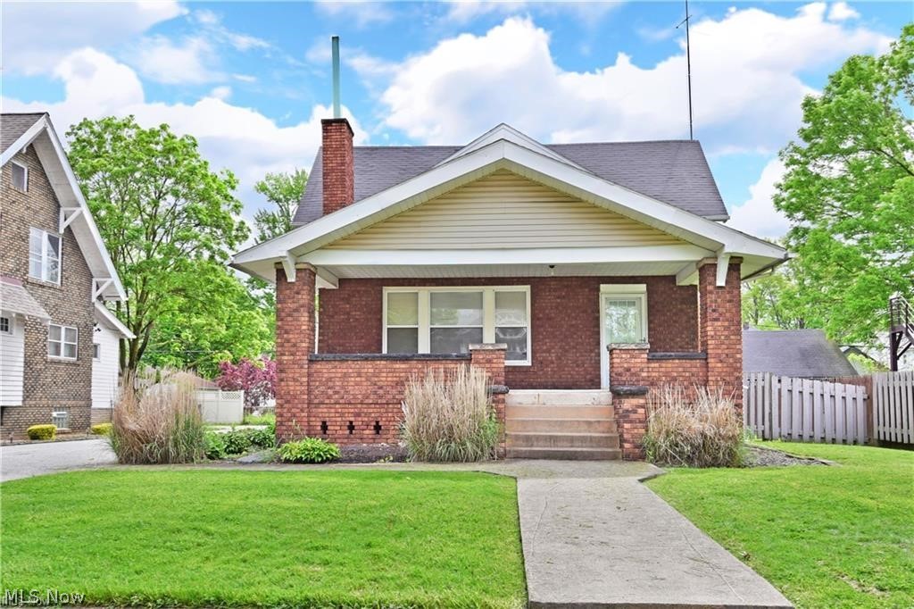 171 Woodbine Avenue SE Warren OH 44483