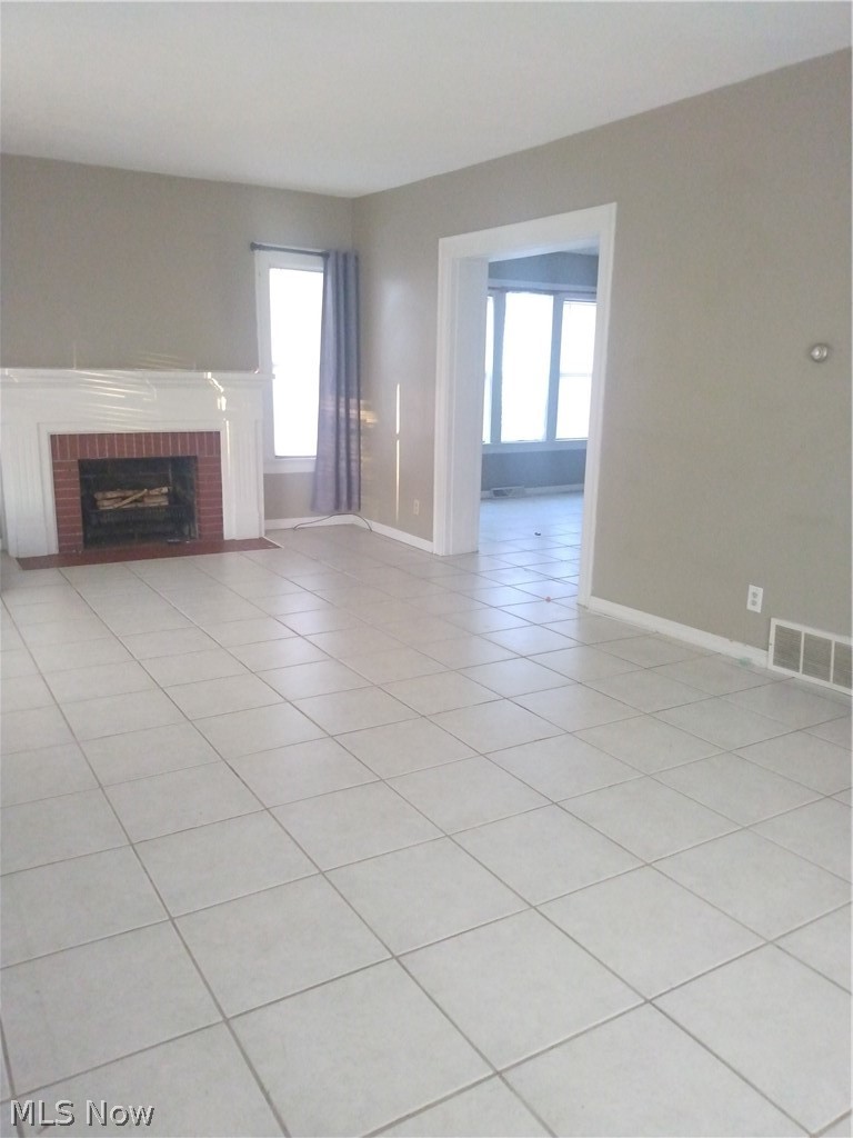 171 Woodbine Avenue SE Warren OH 44483