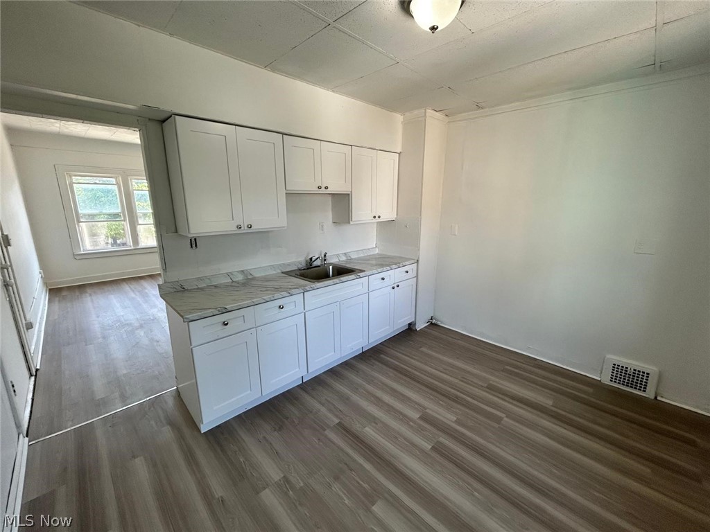 2232 W 103rd Street Cleveland OH 44102