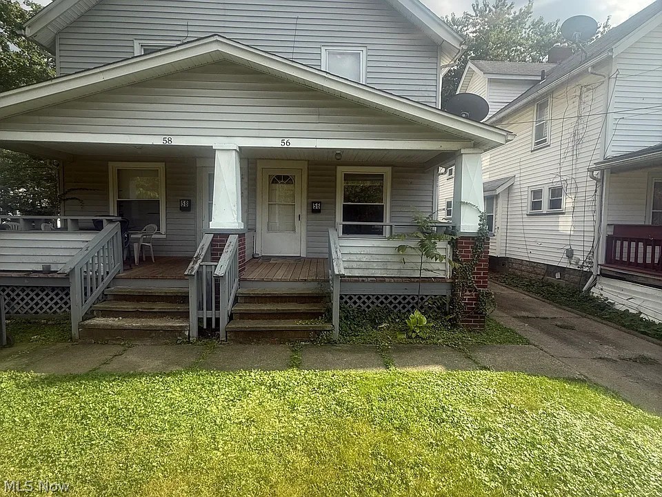 56 E Mapledale Avenue Akron OH 44301