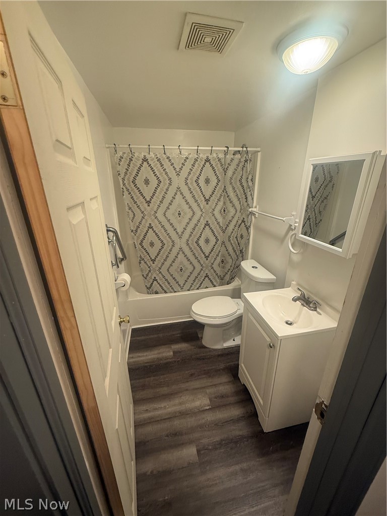 56 E Mapledale Avenue Akron OH 44301