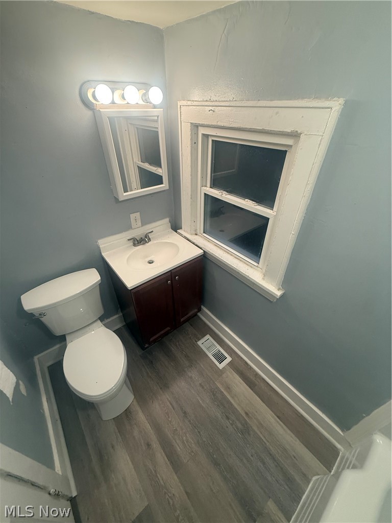 56 E Mapledale Avenue Akron OH 44301
