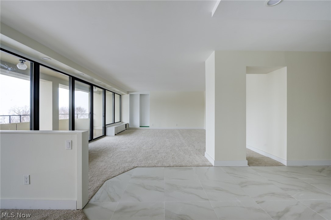 2 Bratenahl Place Bratenahl OH 44108