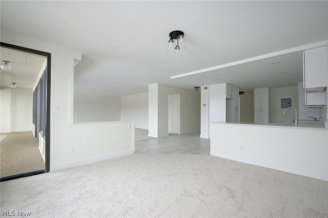 2 Bratenahl Place Bratenahl OH 44108