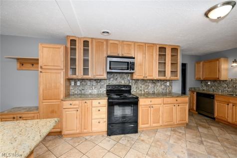 287 Edgewood Drive Berea OH 44017