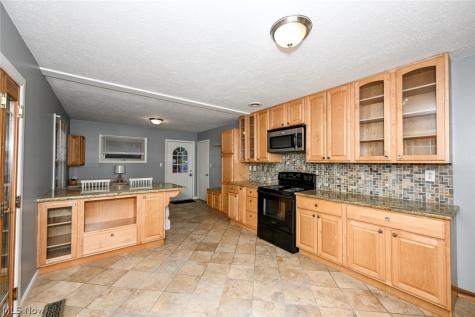 287 Edgewood Drive Berea OH 44017
