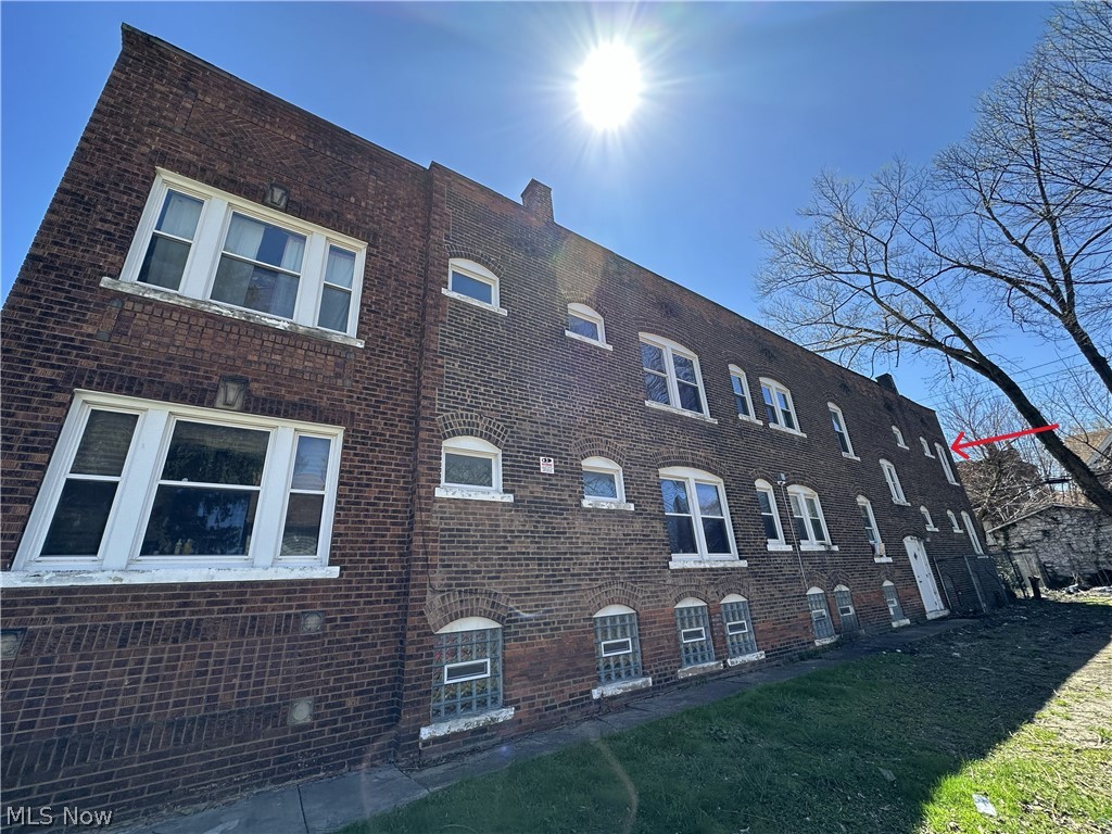 1672 Lockwood Avenue East Cleveland OH 44112