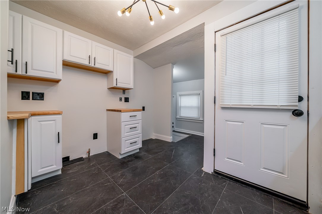 17005 Mapleboro Avenue Maple Heights OH 44137