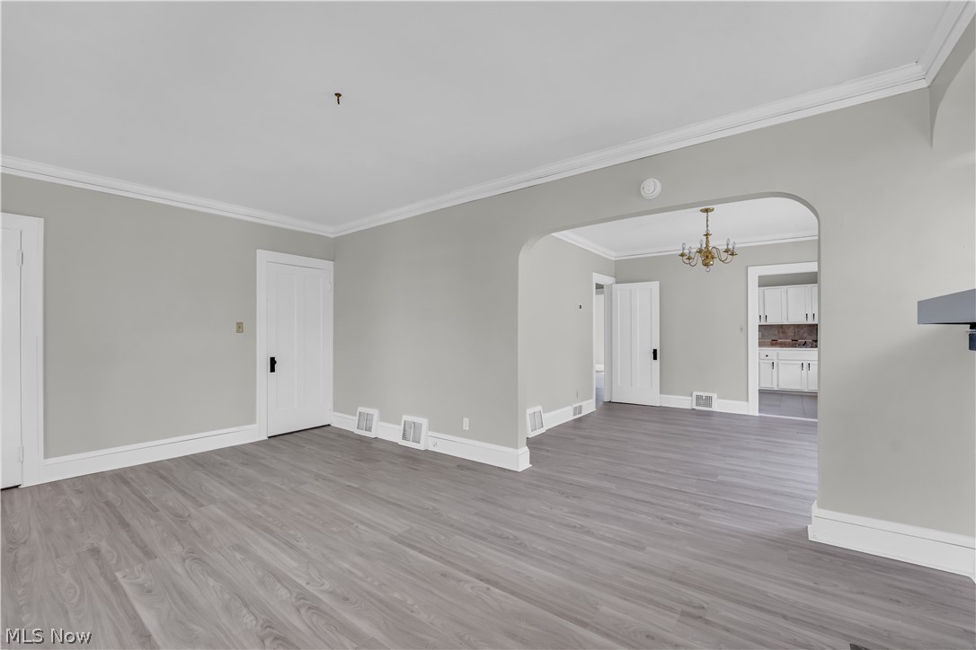 10106 Greenview Avenue Garfield Heights OH 44125