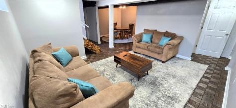 10605 Ashbury Avenue Cleveland OH 44106