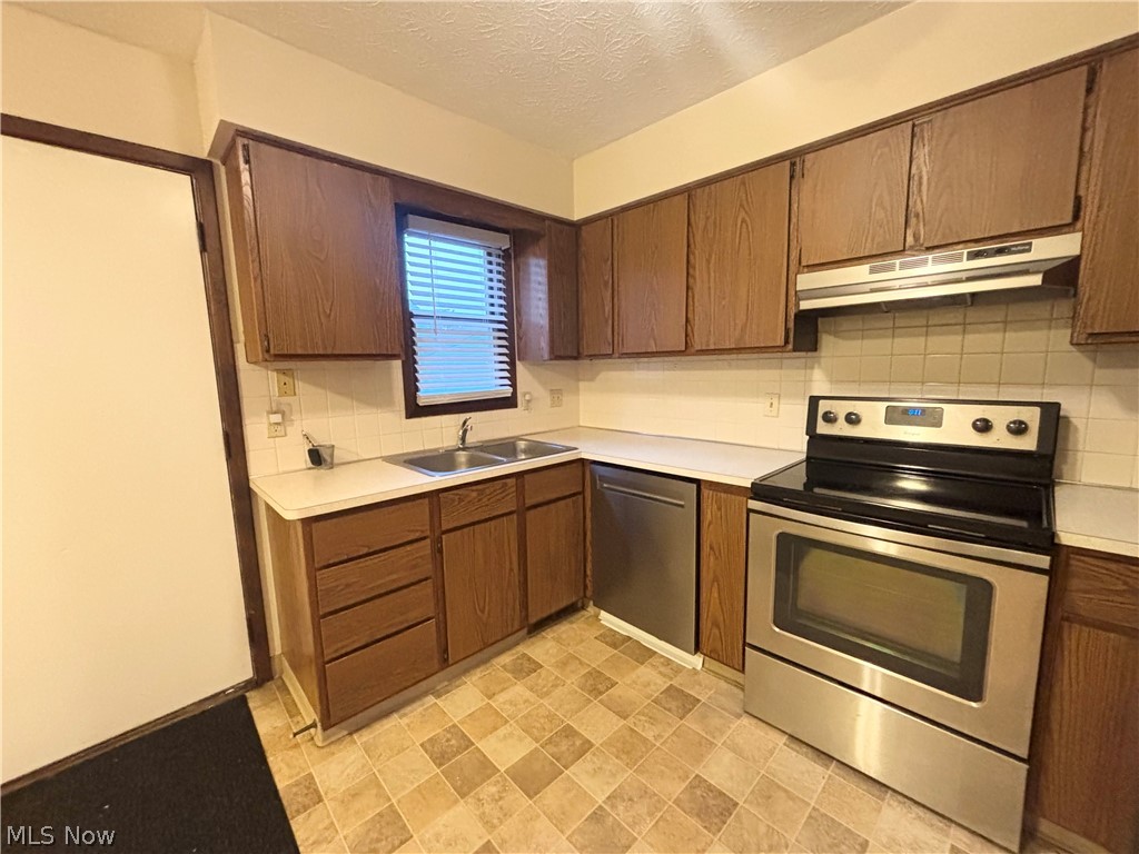20209 Lake Shore Boulevard Euclid OH 44123