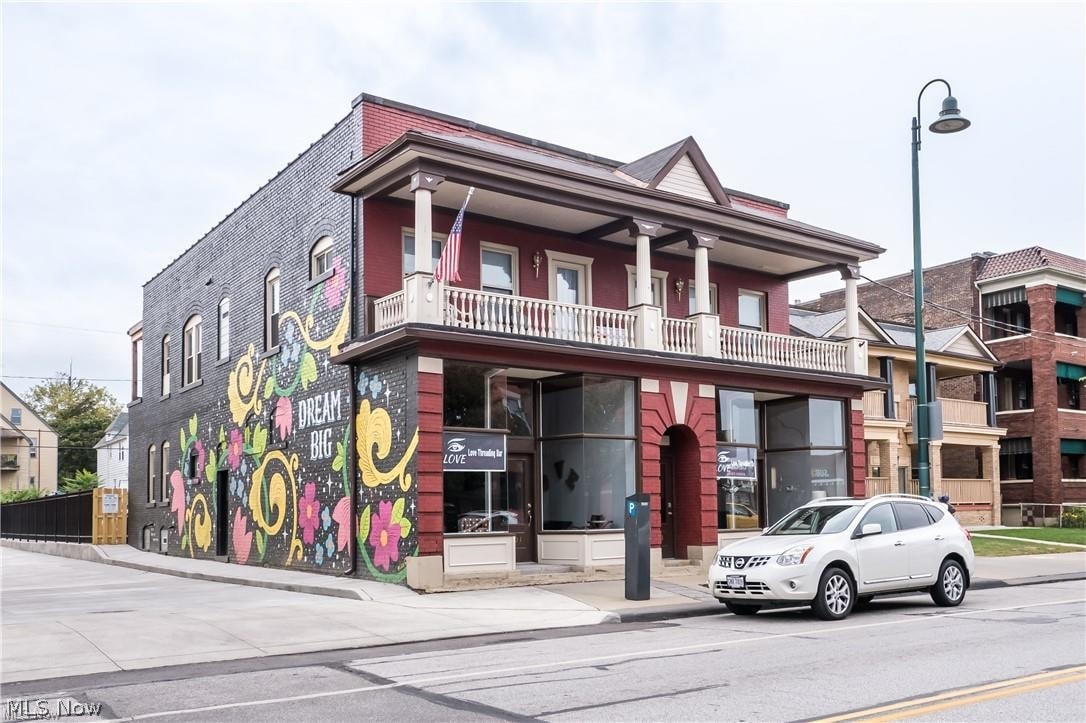 6803 Detroit Avenue Cleveland OH 44102