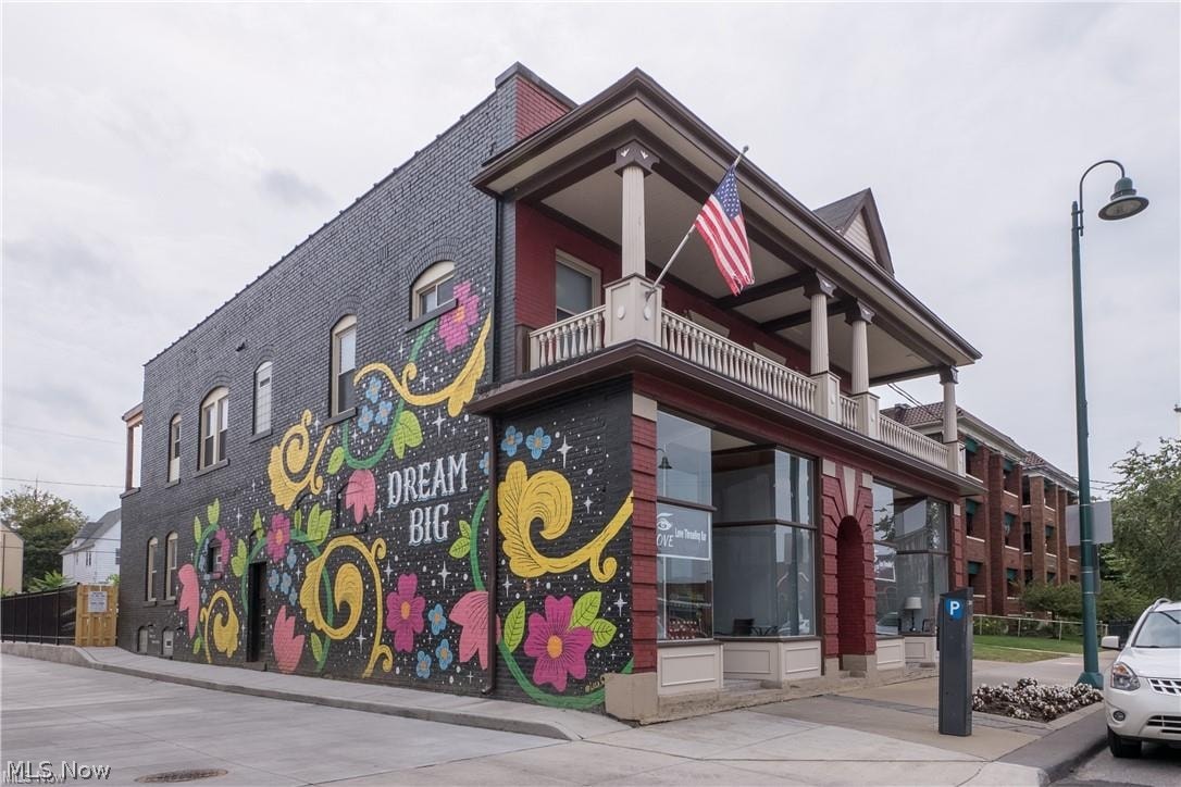 6803 Detroit Avenue Cleveland OH 44102