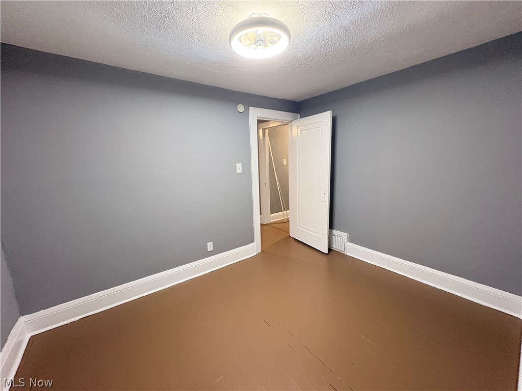 1248 Pondview Avenue Akron OH 44305