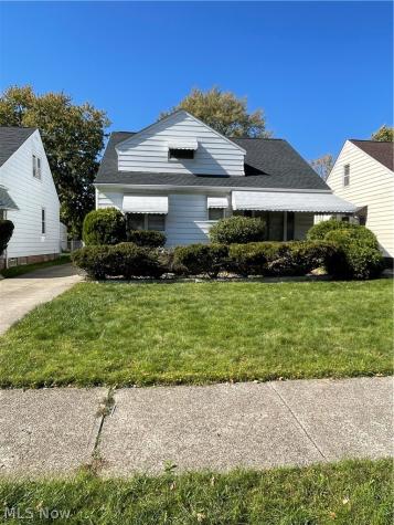 5054 Philip Avenue Maple Heights OH 44137