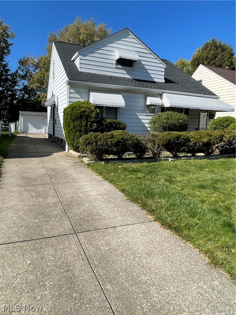 5054 Philip Avenue Maple Heights OH 44137